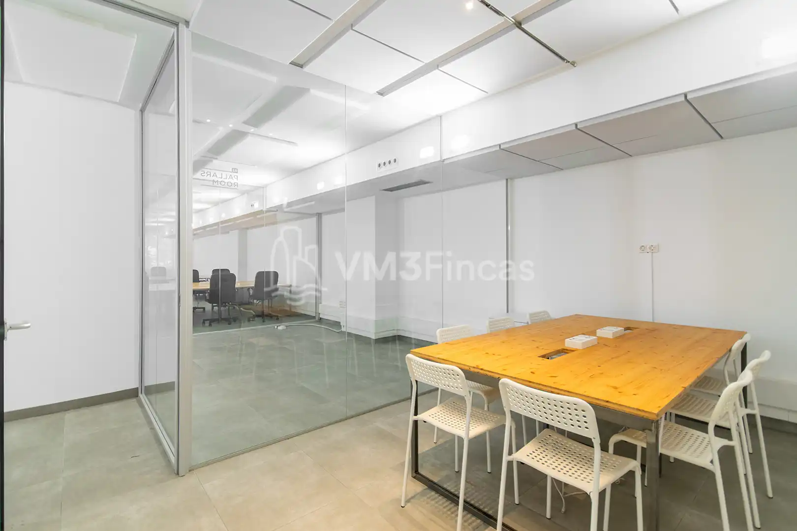 Büro zur Miete in Barcelona mit Klimaanlage, Heizung und Möbliert