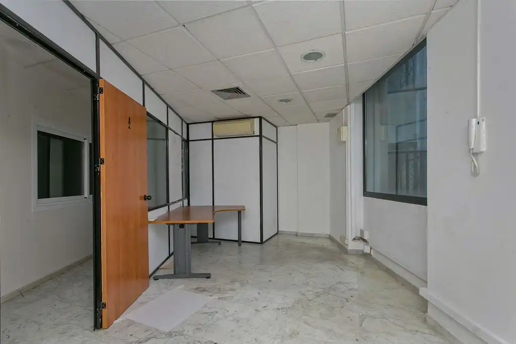 Oficina en venda en Cornellà de Llobregat