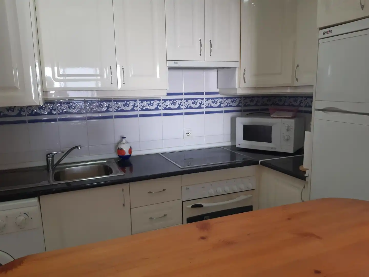 Cocina de Apartamento de alquiler en Torrox con Aire acondicionado, Calefacción y Terraza