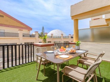 Apartamento con balcón en alquiler en Elviria - Cabopino