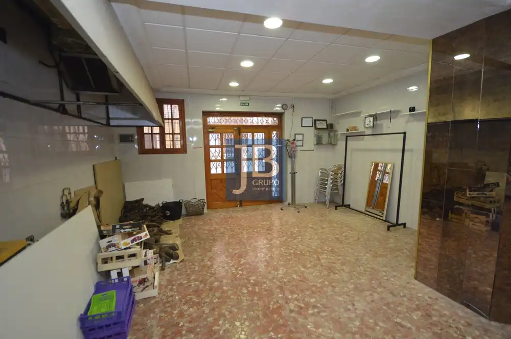 Local comercial en venda a Carrer de la Calderería, imagen 6