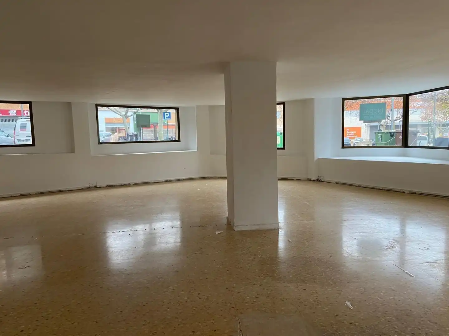 Local commercial à vendre à Albaida