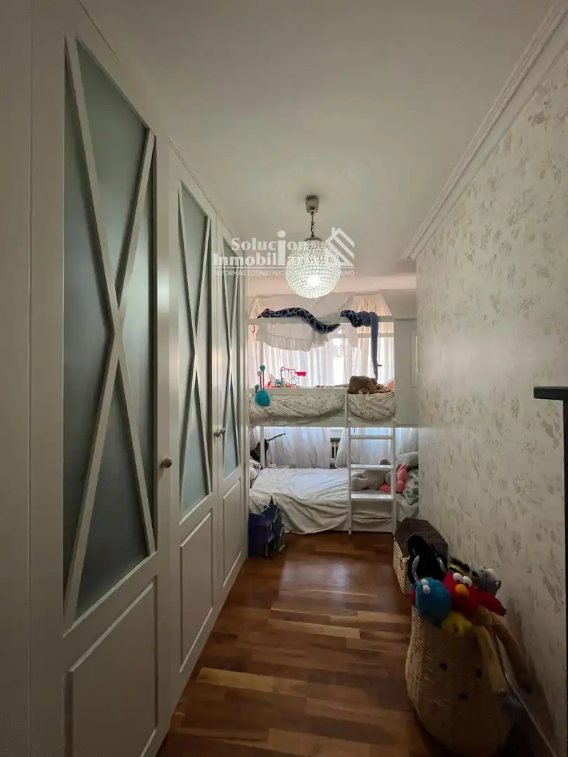 Schlafzimmer von Dachboden zum Verkauf in Salamanca mit Klimaanlage, Heizung und Terrasse