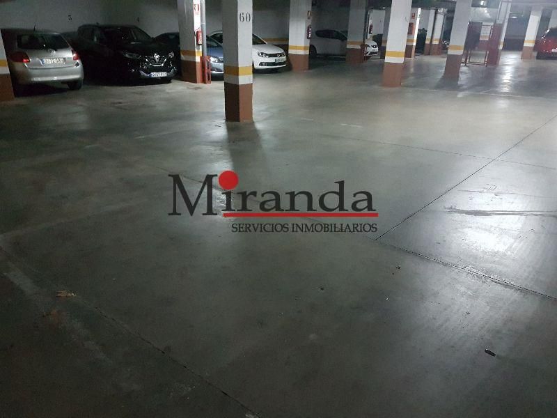 Garage for sale in Centro