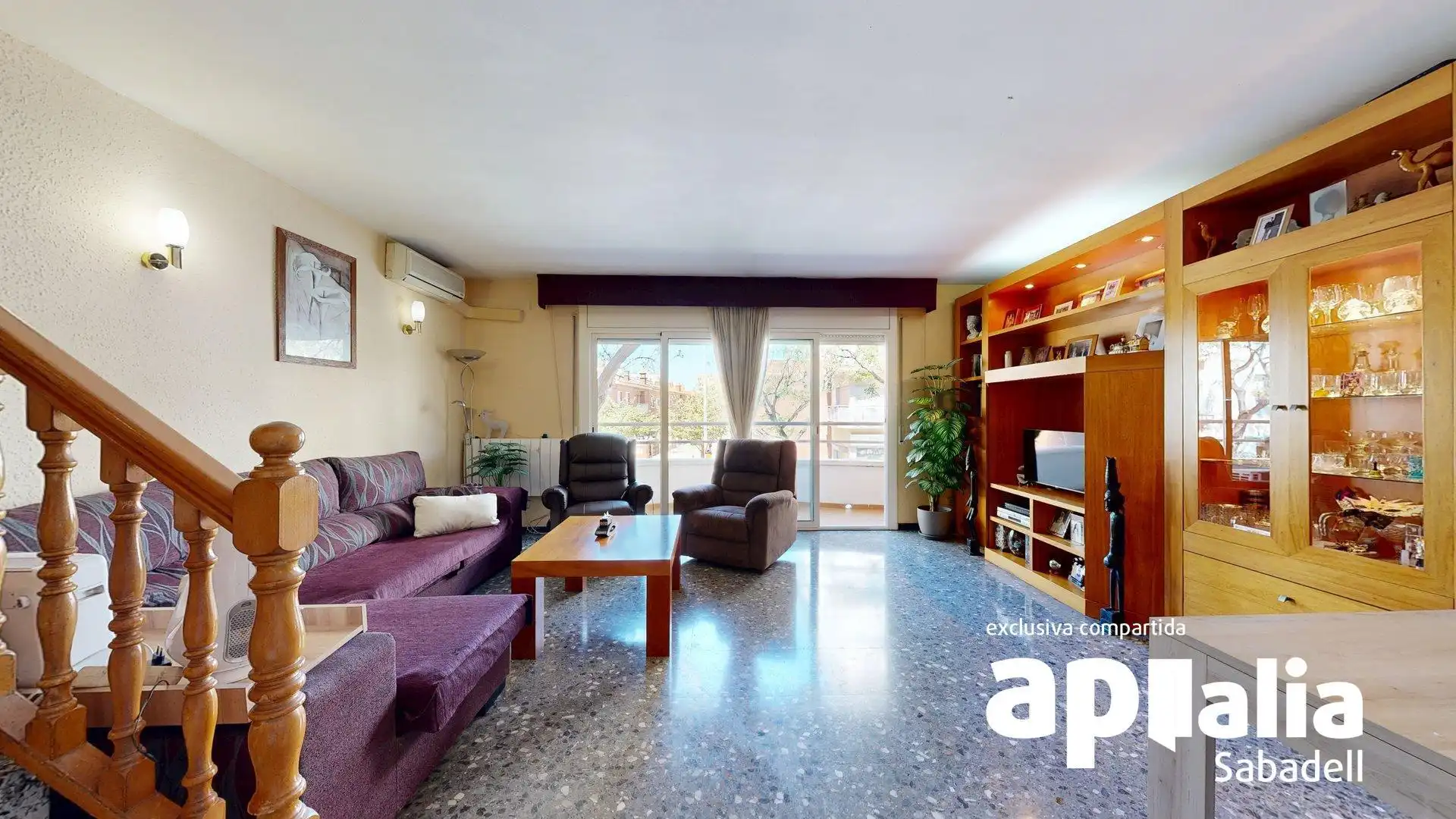 Sala de estar de Casa adosada en venta en Barberà del Vallès con Calefacción, Terraza y Balcón