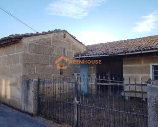 Exterior view of House or chalet for sale in Xunqueira de Ambía  with Terrace