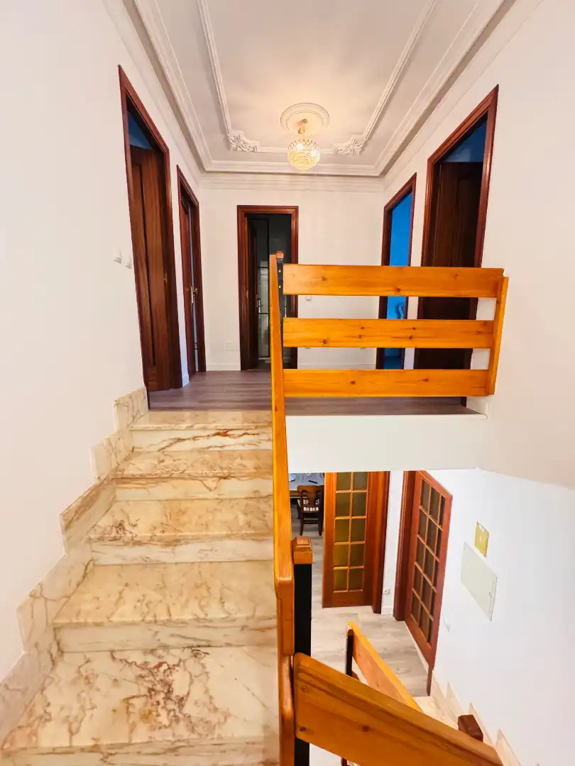 Casa adosada en venta en Laguna de Duero con Calefacción, Jardín privado y Parquet