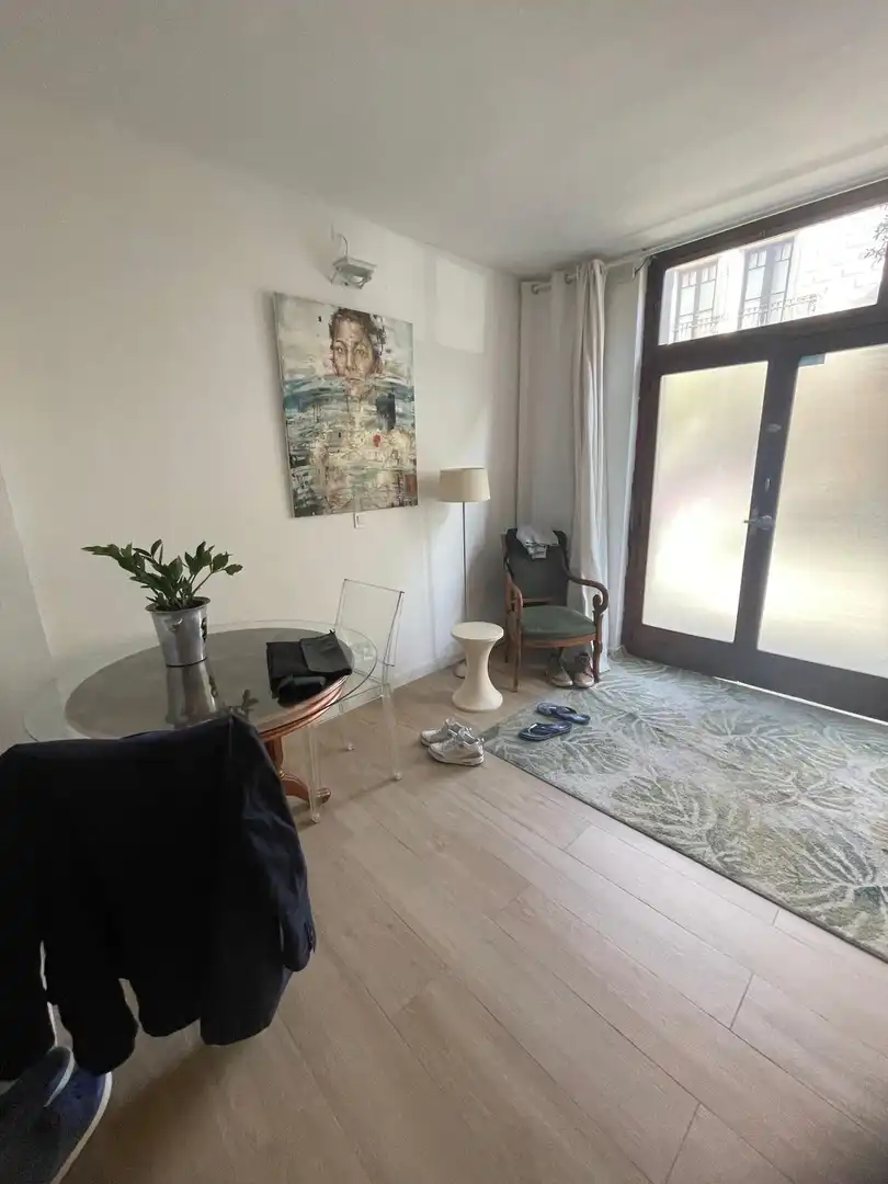 Sala d'estar de Dúplex en venda en L'Hospitalet de Llobregat amb Terrassa
