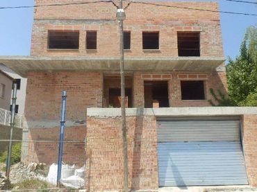 Chalet en venta en calle De los Rosales