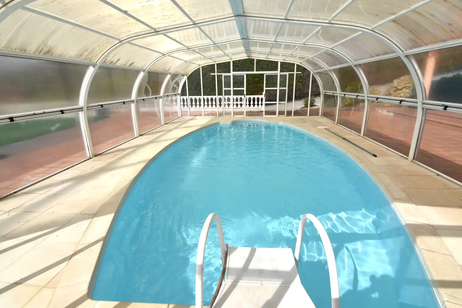 Piscina de Casa o chalet en venta en Bergondo con Calefacción, Jardín privado y Parquet