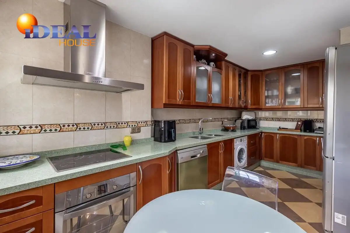 Piso con ascensor en venta en Calle ARQUITECTO JIMENEZ LACAL, imagen 14
