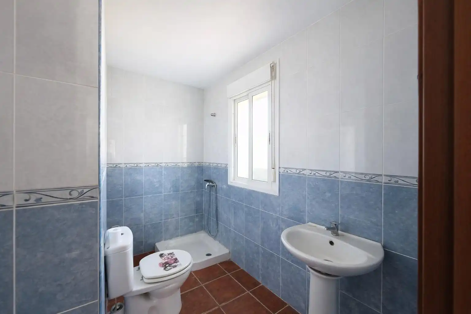 Bany de Casa o xalet en venda en Chiclana de la Frontera amb Jardí privat i Terrassa