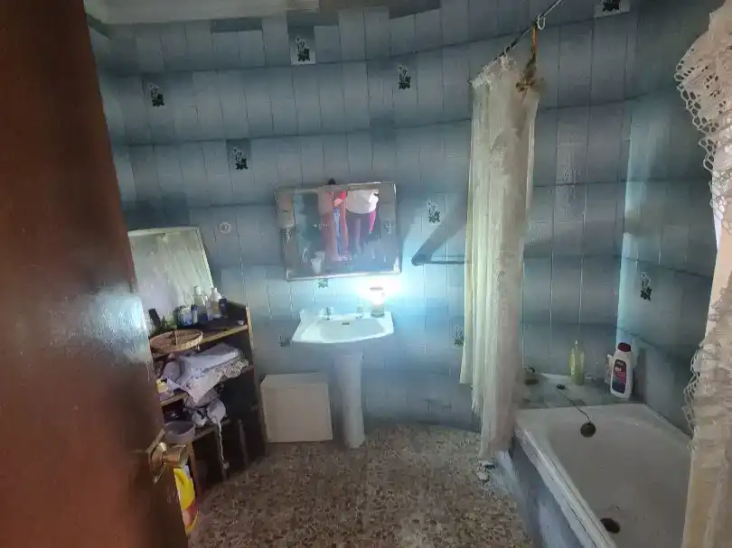 Bathroom of Ground floor for sale in Puertollano