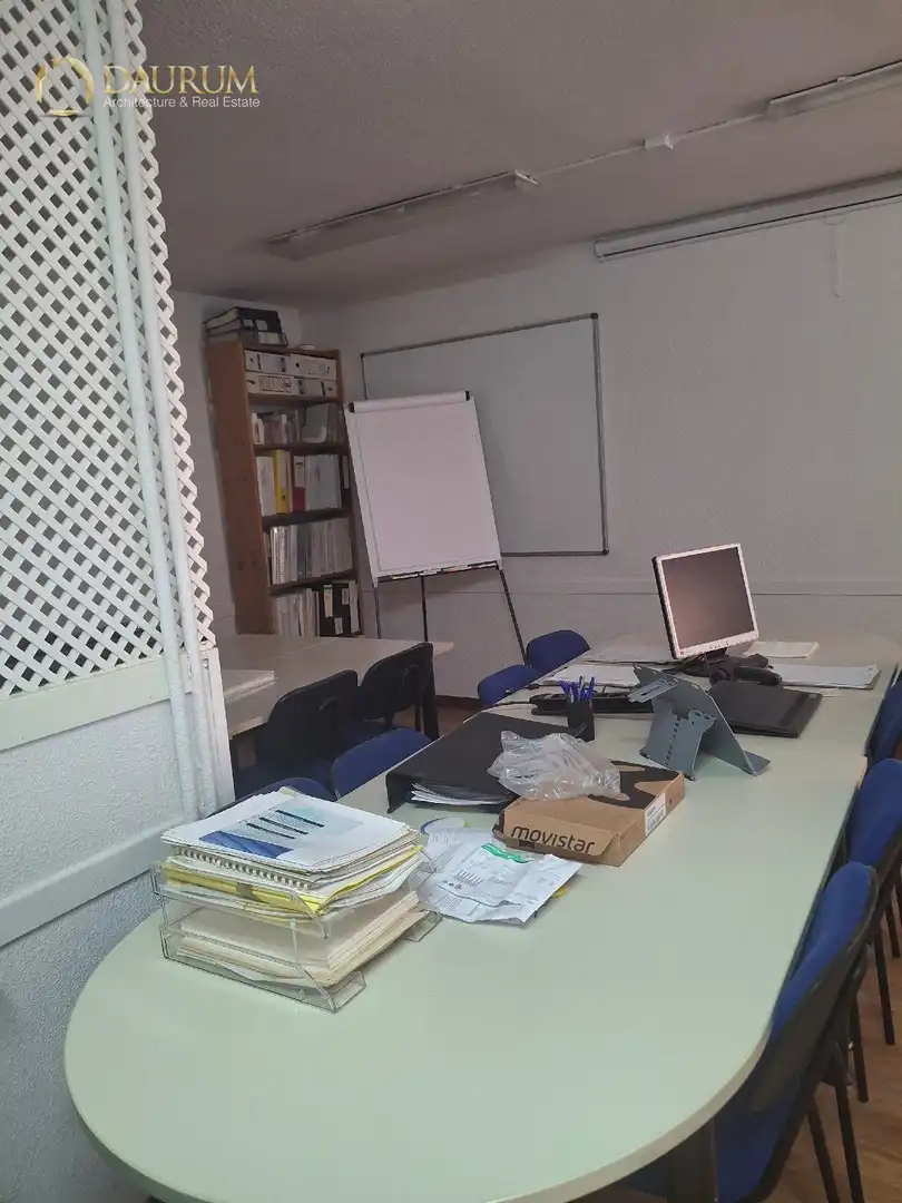 Local en venda en Alcobendas amb Internet i Alarma