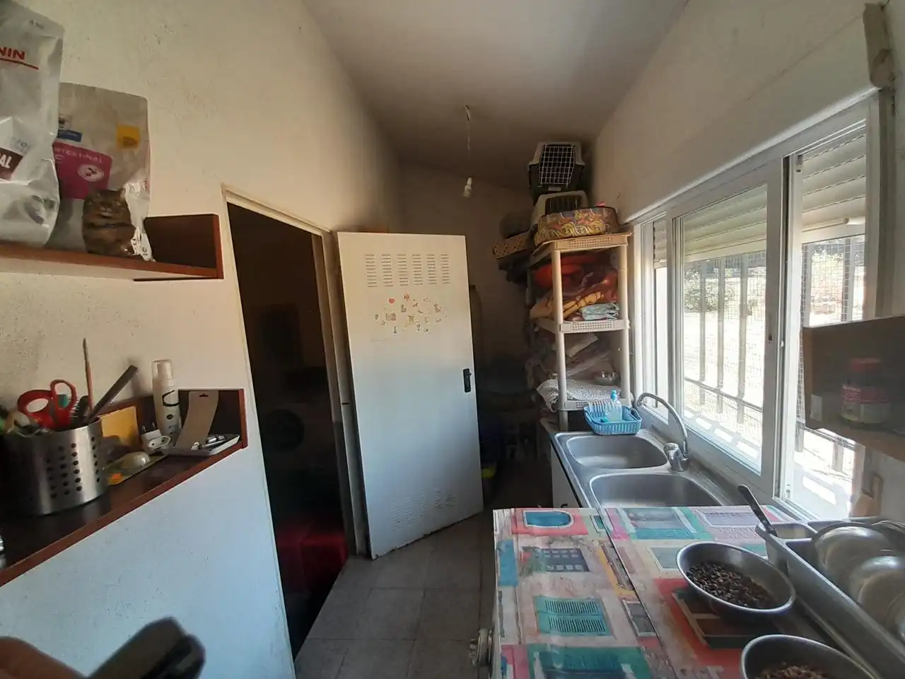 Cuina de Casa o xalet en venda en Marugán amb Calefacció i Jardí privat
