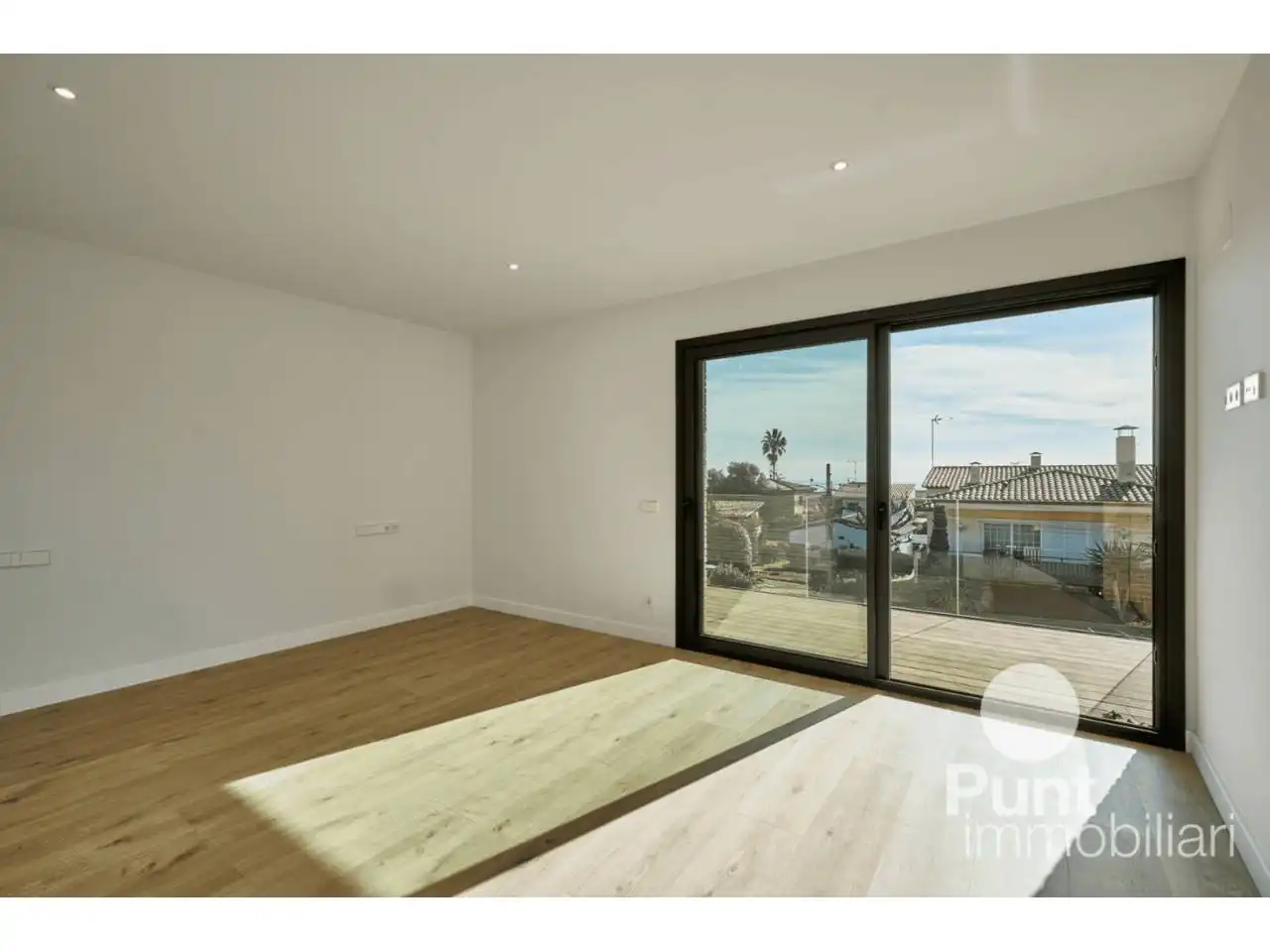 Bedroom of Houses for sale in Premià de Dalt  with Air Conditioner and Heating