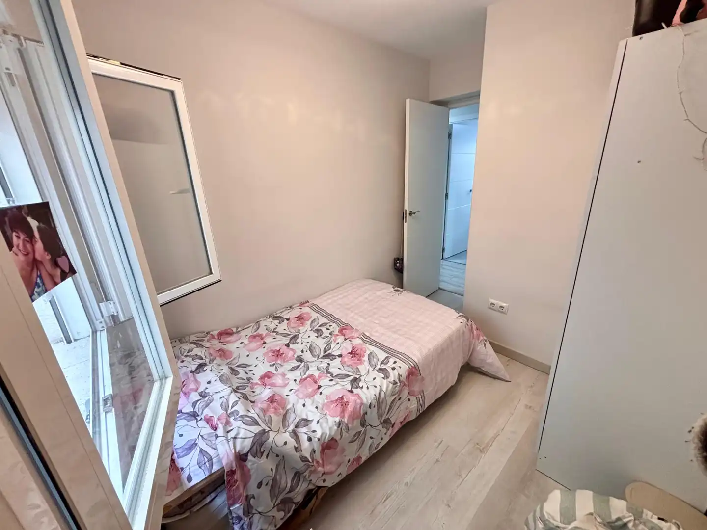 Habitación de Piso en venta en Alicante / Alacant con Aire acondicionado, Terraza y Amueblado