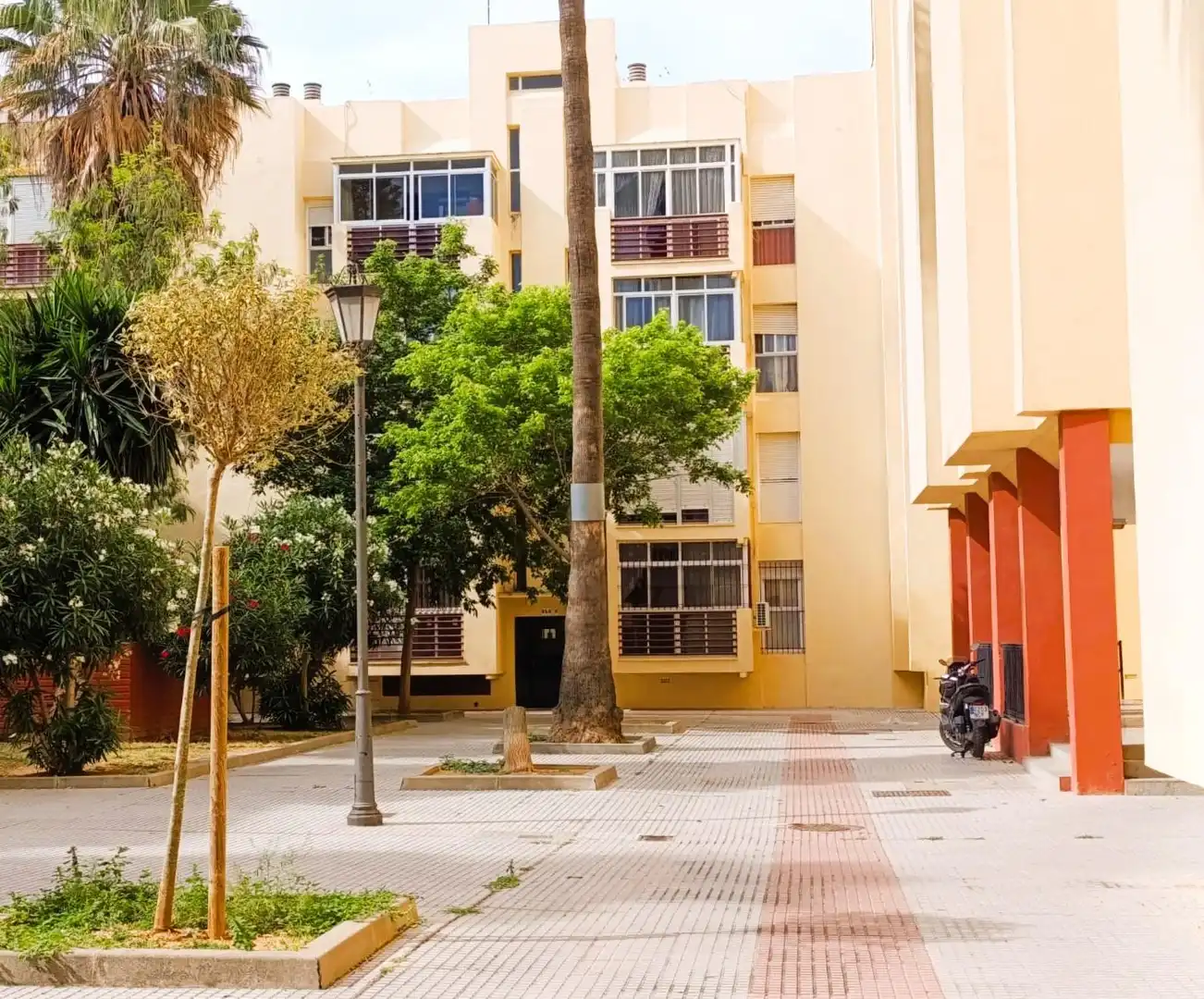 Vista exterior de Pis en venda en San Fernando amb Aire condicionat