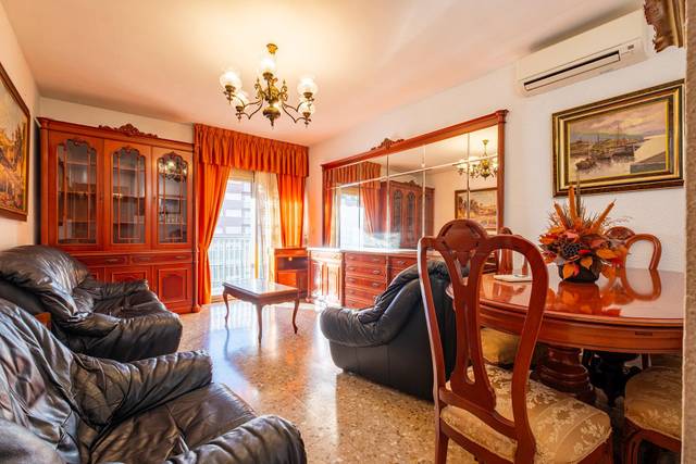 Piso en Venta en Vara de Quart