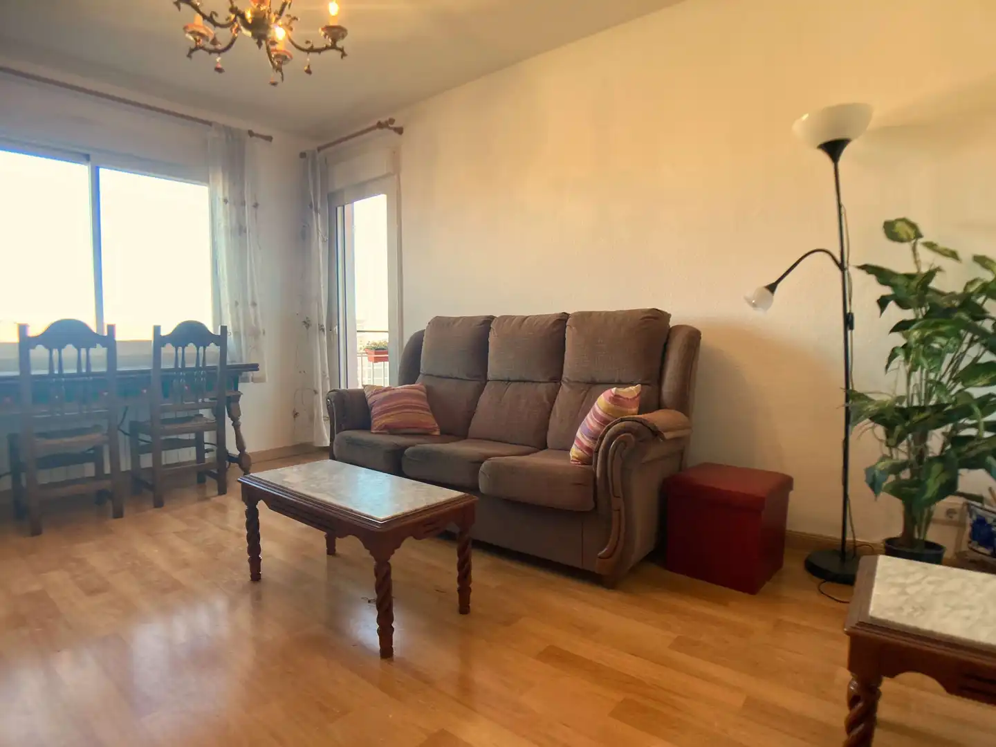 Living room of Flat for rent in Móstoles  with Air Conditioner, Heating and Parquet flooring