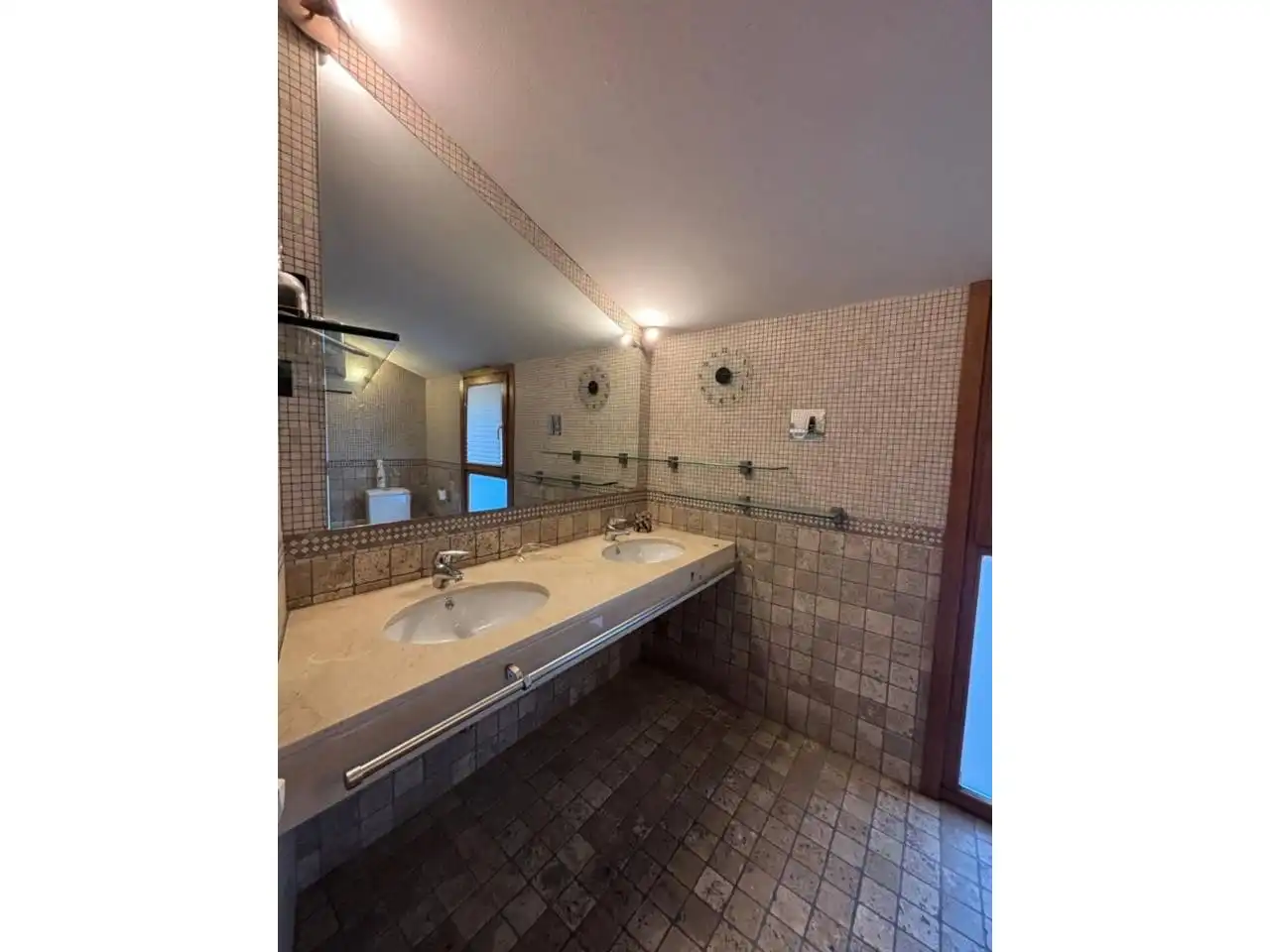 Adosado con jardín en venta en Calle carretera de la Plana Urbanitzacio les Eucambelles, imagen 9