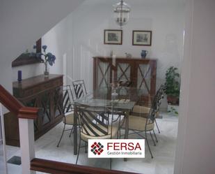 Dining room of Single-family semi-detached to rent in Jerez de la Frontera  with Air Conditioner, Private garden and Parquet flooring