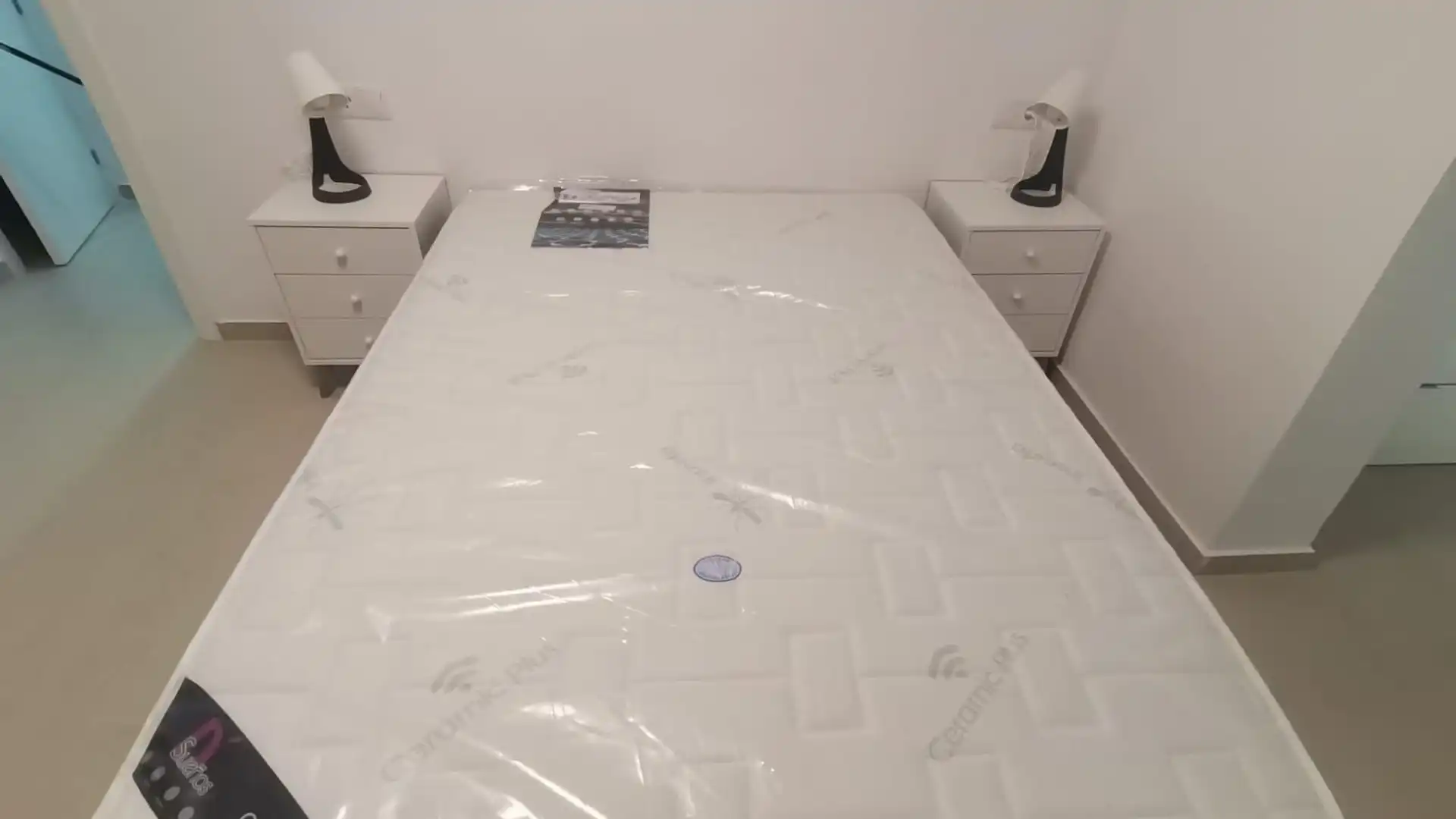 Zimmer in Calle Pintor Martínez de la Vega, 36, Centro