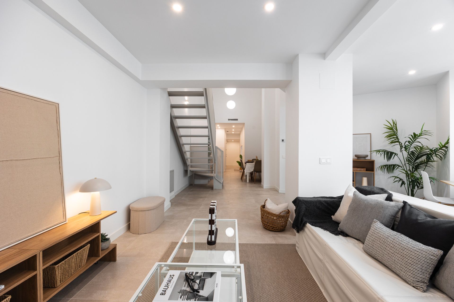 Sala d'estar de Dúplex en venda en  Madrid Capital amb Aire condicionat, Calefacció i Traster