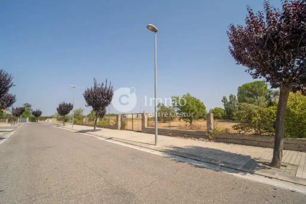 Wohnbaugrundstück zum Verkauf in Carrer Cervantes Saavedra, imagen 6
