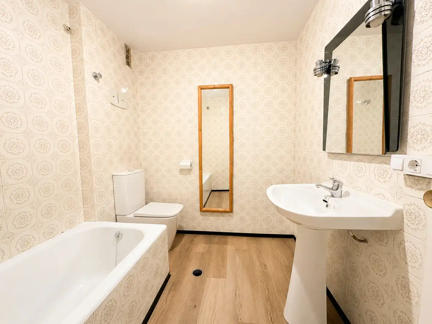 Bathroom of Flat for rent in Hoyo de Manzanares  with Furnished and Community pool