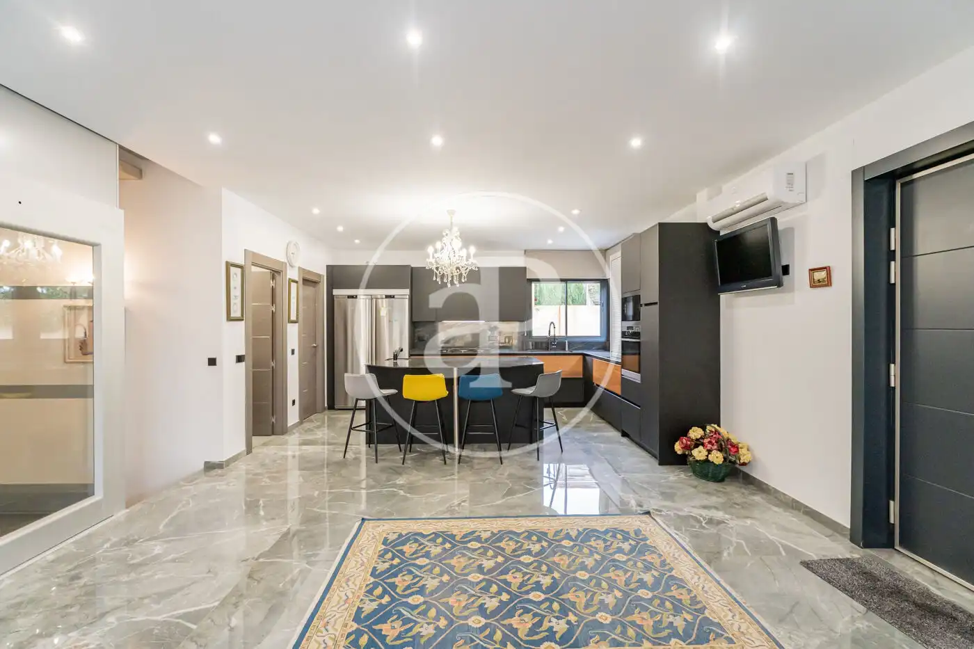 Vista exterior de Casa adosada en venta en Pozuelo de Alarcón con Aire acondicionado, Calefacción y Jardín privado