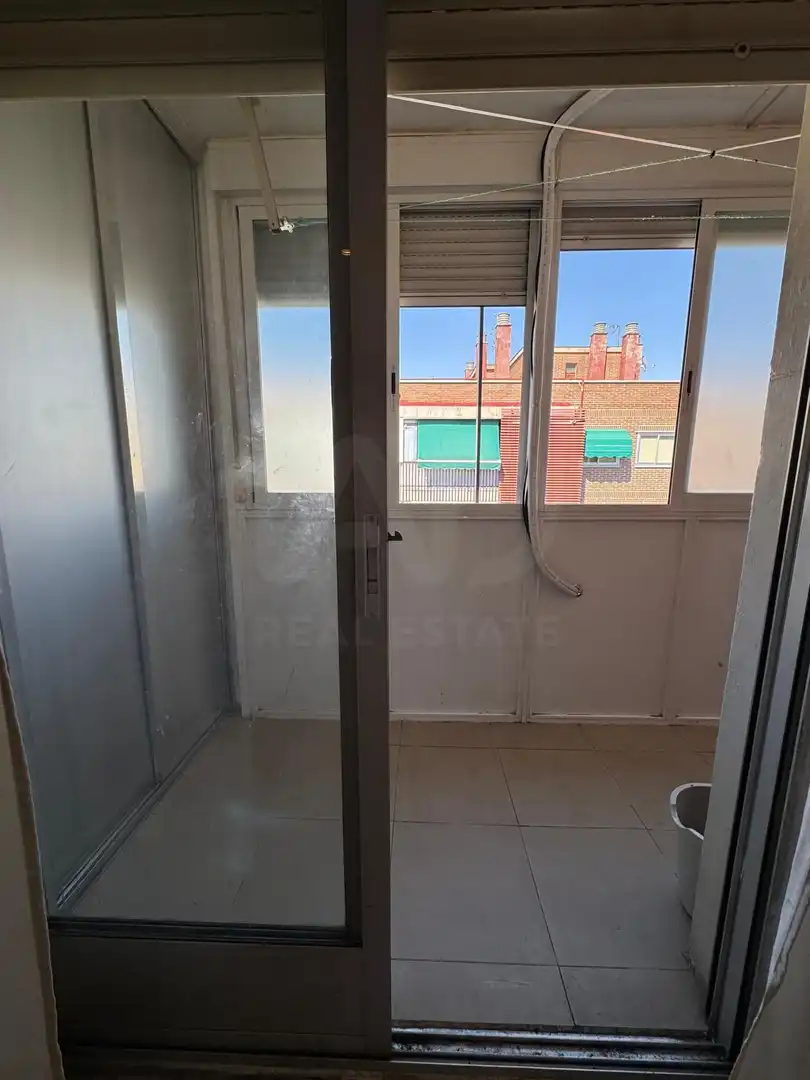 Bedroom of Flat for sale in Madrid  with Air Conditioner, Heating and Terrace