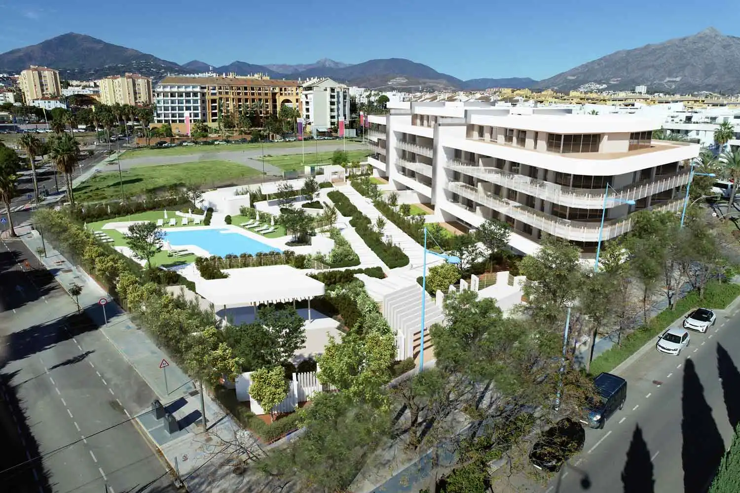 Vista exterior de Àtic en venda en Marbella amb Aire condicionat, Terrassa i Traster