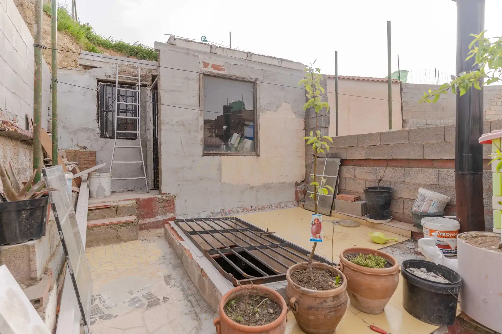 Terrassa de Casa o xalet en venda en Guadix amb Traster