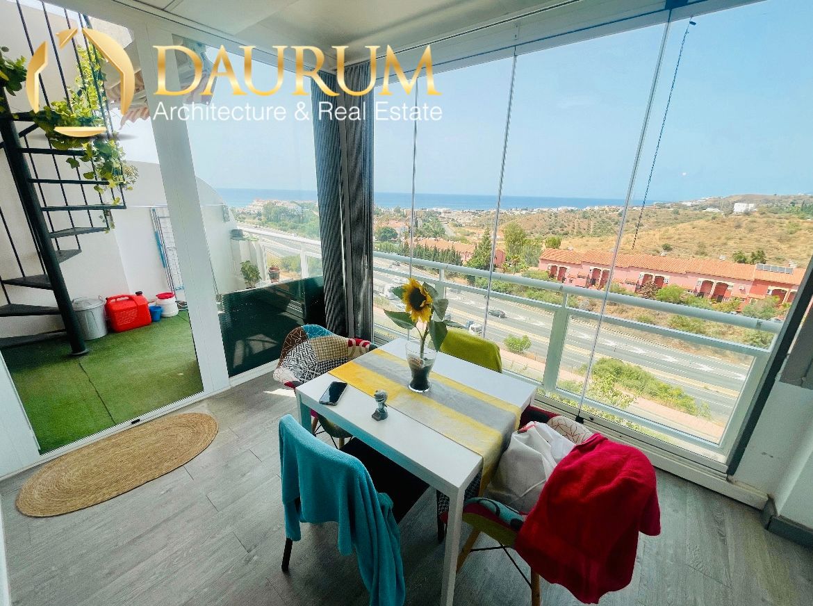Habitación de Ático en venta en Rincón de la Victoria con Aire acondicionado, Trastero y Balcón