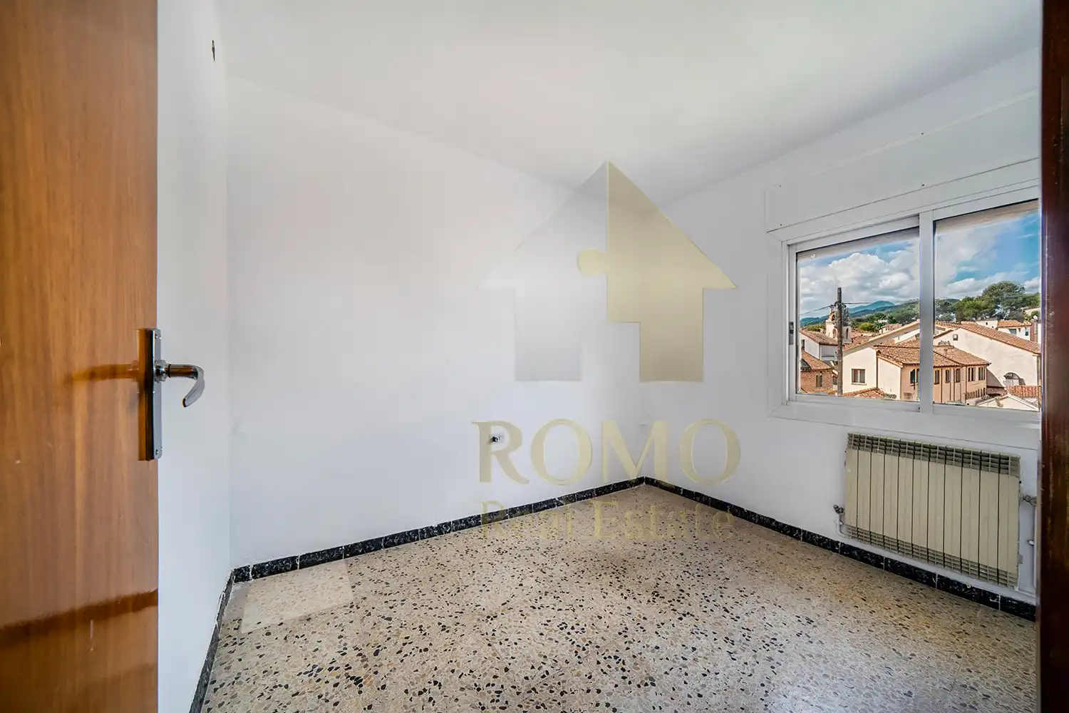 Bedroom of Houses for sale in Santa Perpètua de Mogoda  with Terrace, Storage room and Balcony
