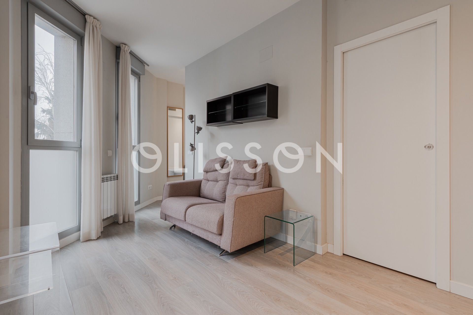 Living room of Flat for sale in  Madrid Capital  with Heating