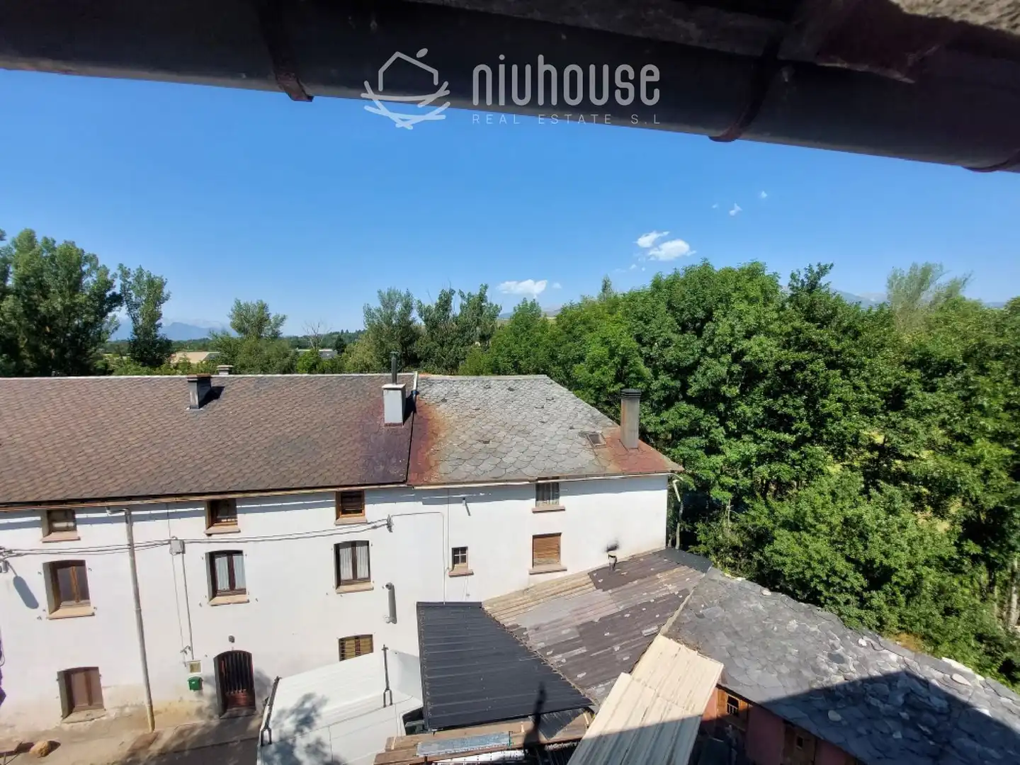 Balcony of Buildings for sale in Puigcerdà