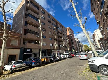 Pis amb ascensor en venda a El Pilar - La Estación
