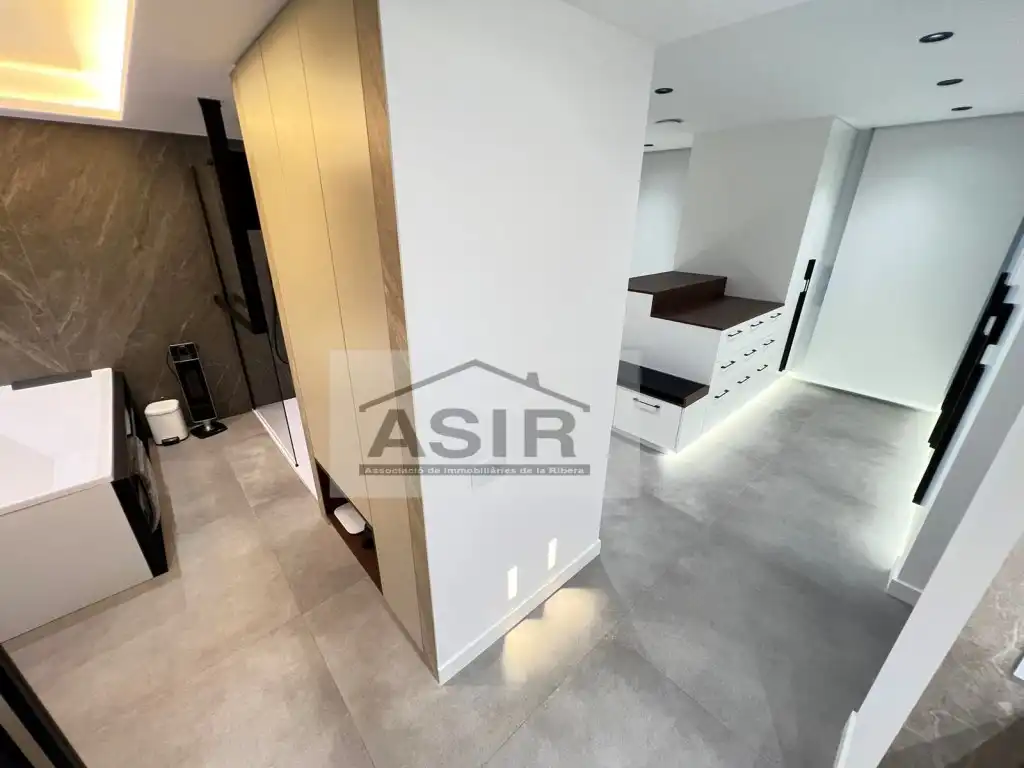 Houses for sale in Algemesí  with Air Conditioner and Swimming Pool