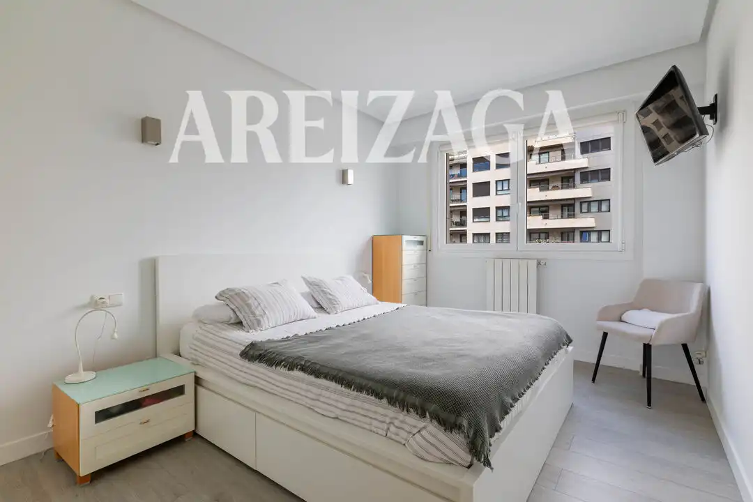 Habitación de Piso en venta en Donostia - San Sebastián  con Aire acondicionado, Calefacción y Terraza