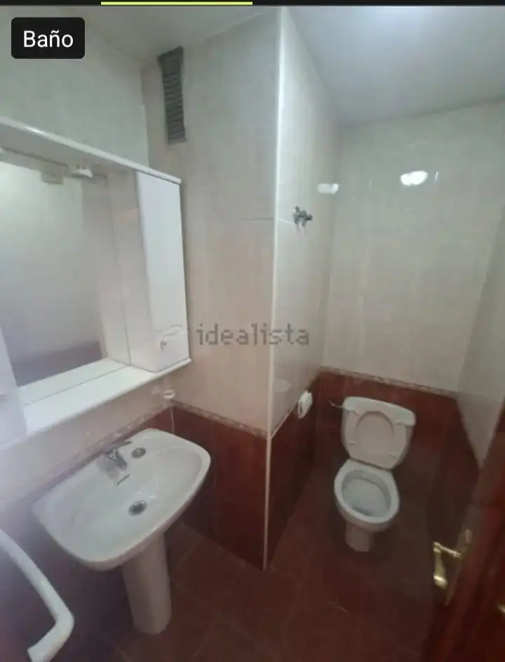 Bathroom of Flat for sale in Monforte de Lemos  with Heating, Parquet flooring and Terrace
