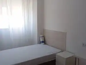 Habitación de Piso de alquiler en Ronda con Amueblado