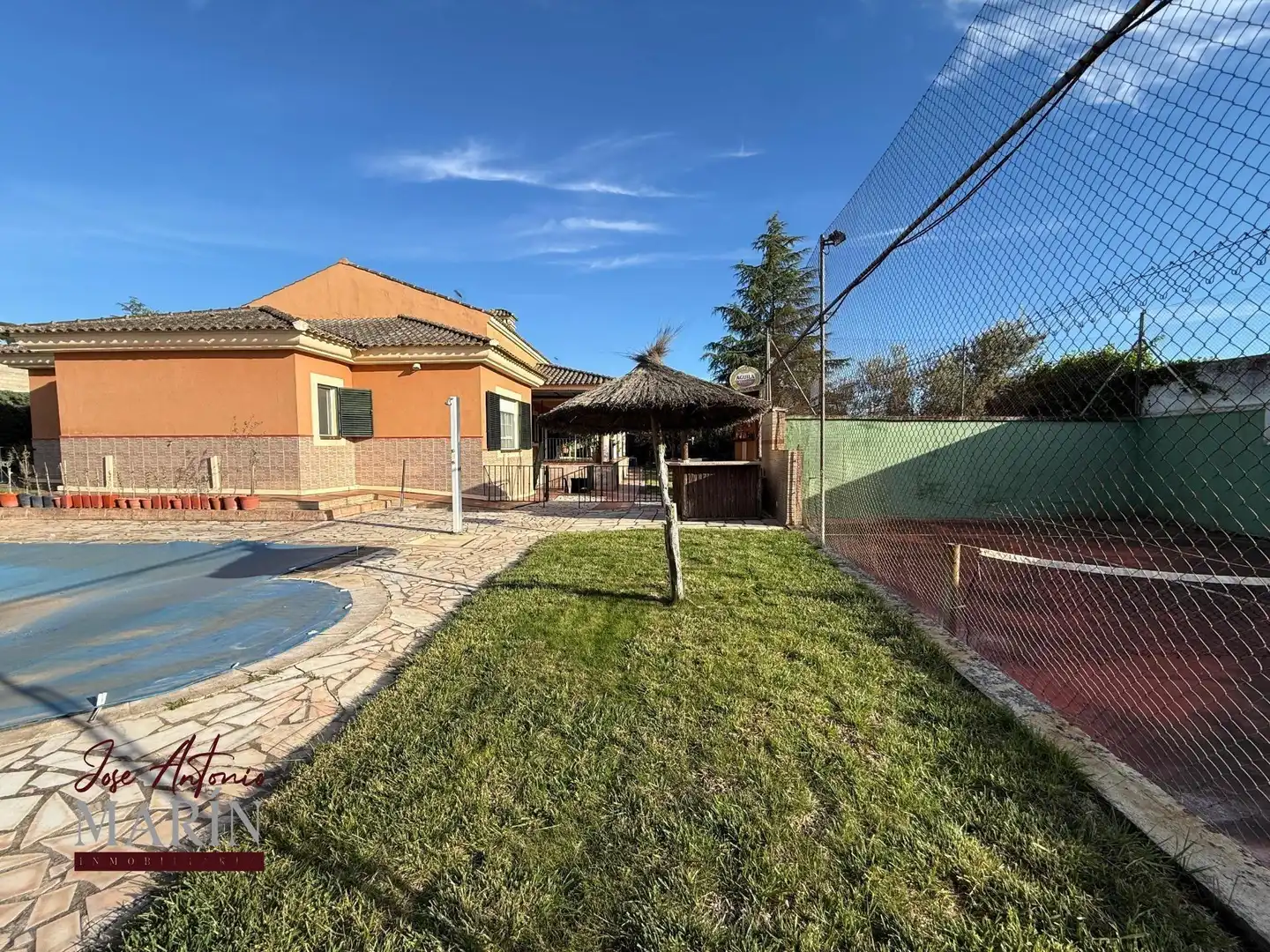 Jardín de Casa o chalet en venta en Badajoz con Aire acondicionado, Calefacción y Jardín privado