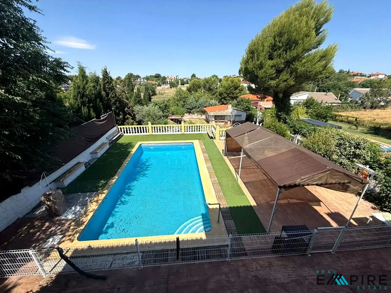 Piscina de Finca rústica en venta en Colmenar de Oreja con Calefacción, Jardín privado y Terraza