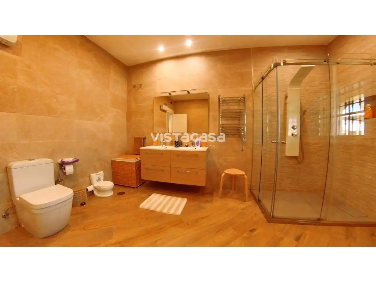 Baño de Casa o chalet en venta en Carmona con Aire acondicionado, Calefacción y Jardín privado