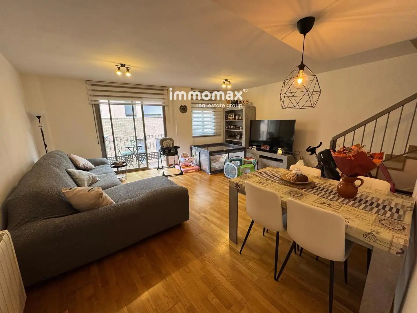 Exterior view of Duplexes for sale in Sant Boi de Llobregat  with Air Conditioner and Terrace