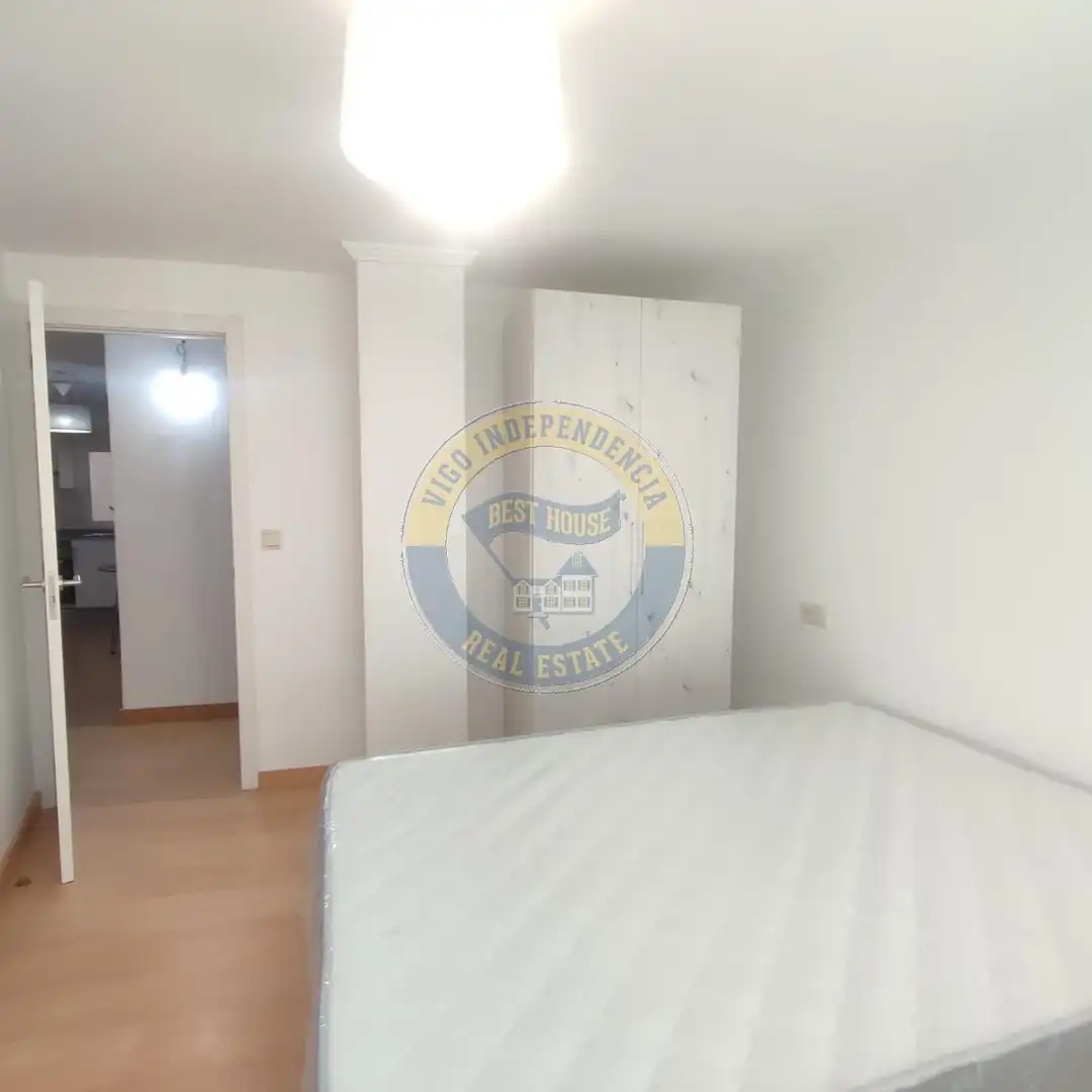Dormitori de Apartament en venda en Vigo 