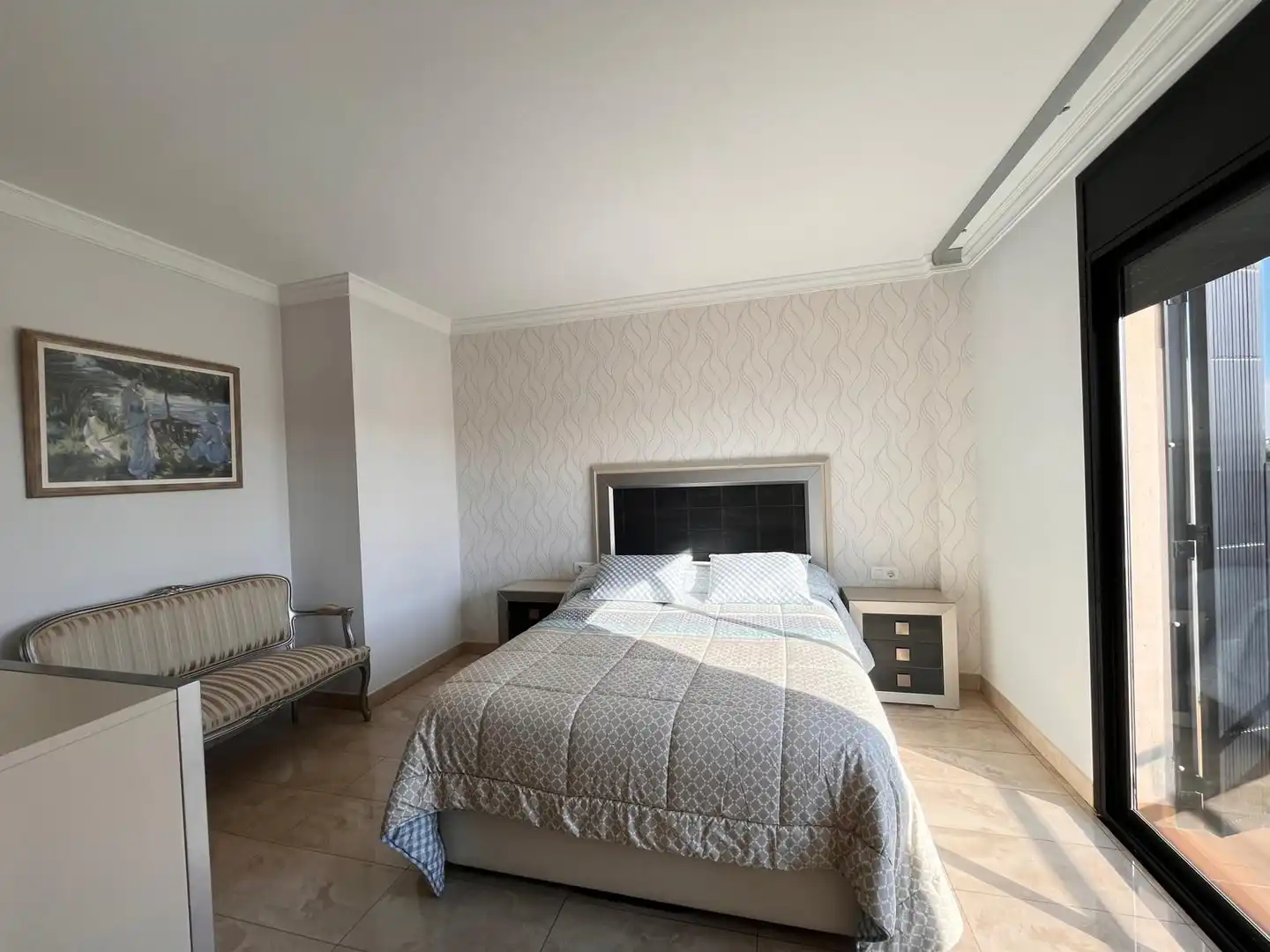 Habitación de Casa adosada en venta en Vilanova i la Geltrú con Calefacción, Jardín privado y Terraza