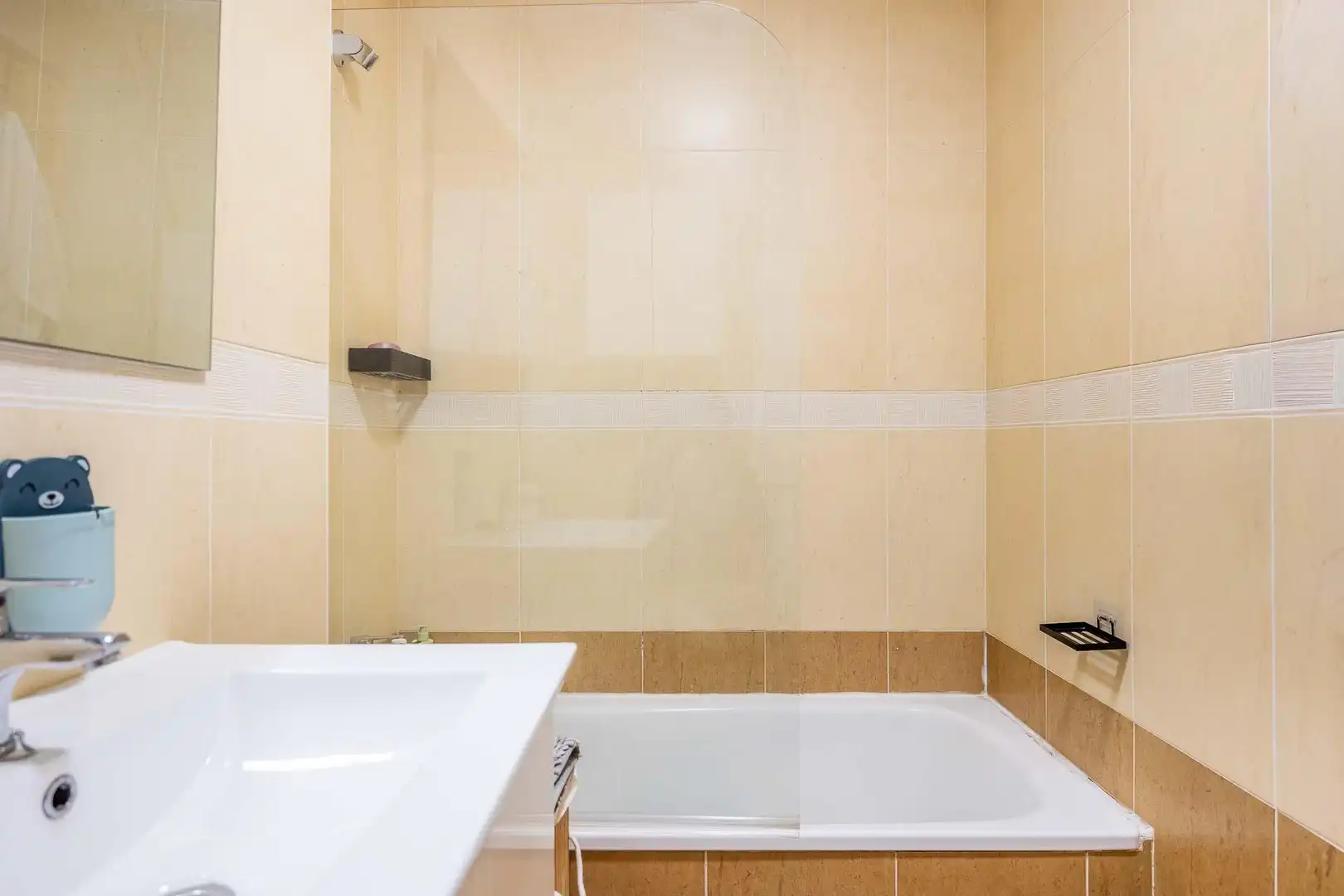 Baño de Piso en venta en Mairena del Aljarafe con Aire acondicionado, Terraza y Trastero